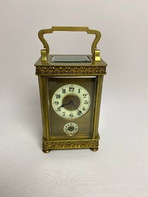 Антикварные тяжелые каретные часы с будильником и фарфоровым циферблатом производство Франция 