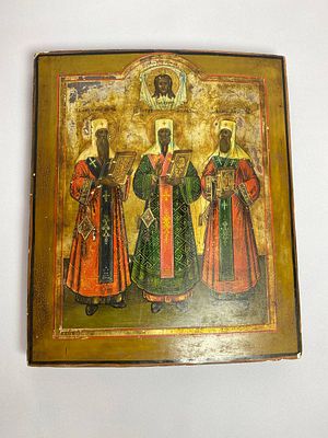 Старинная большая русская православная икона "Избранные святые". Икона писана на серебре, доска 