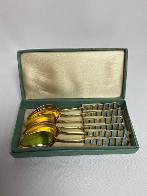 Набор чайных ложек с эмалью. Производство СССР объединение ЛЕНЭМАЛЬЕР, 1960-70 гг. Серебро 875 