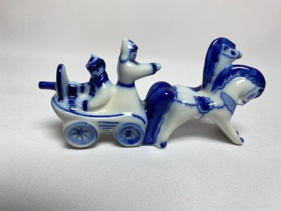 Очень редкая фарфоровая статуэтка "Тачанка " АГИТАЦИЯ производство СССР завод Гжель с ценой 3 
