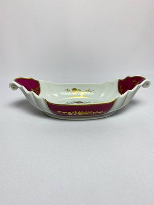 Фарфоровая ваза Ладья с ручной росписью и позолотой. Производство Франция мануфактура LIMOGES 