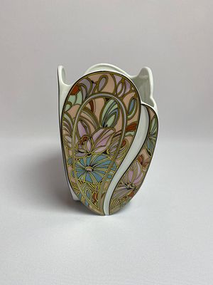 Фарфоровая ваза с позолотой, производство Германия мануфактура Kaiser серия Dominant дизайнер и 