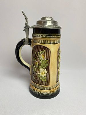 Антикварная коллекционная пивная кружка, объёмом 1 литр. Изготовленная в первой половине 