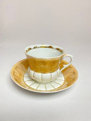 Антикварная фарфоровая чайная пара XIX века. Производство М. С. Кузнецова 1889-1917г. Роспись 