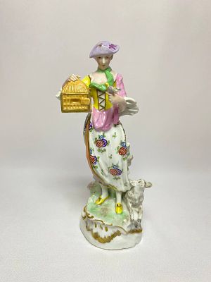 Антикварная Французская фарфоровая статуэтка "Дама с птичкой". Производство Франция конец 19 