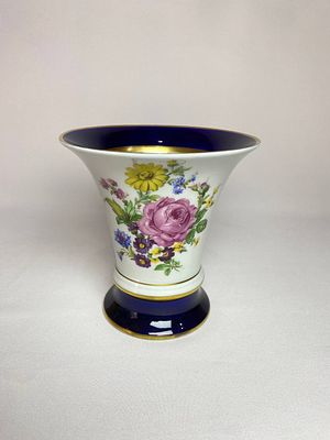 Фарфоровая ваза с кобальтом на окантовках производство Чехословакии времён СССР мануфактура 