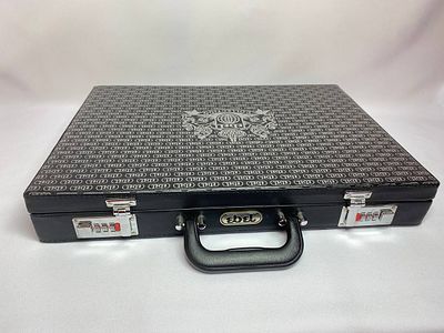 Столовые приборы на 12 персон Gustav Ebel Solingen. 
Комплект столовых приборов на 12 персон в 