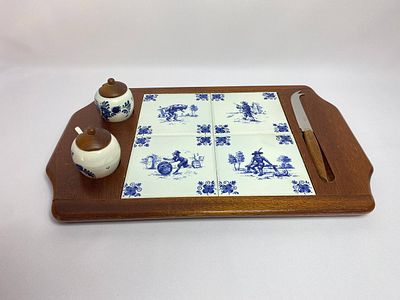 Стильный поднос под горячее производство Голландия мануфактура DELFT. Время изготовления вторая 