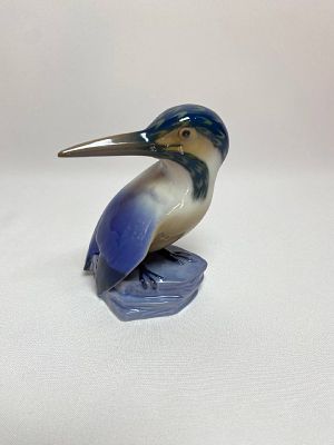 Фарфоровая статуэтка &laquo;Зимородок&raquo;, созданная на фабрике Bing &amp; Gr&ouml;ndahl в Копенгагене, Дания 