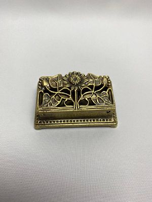 Старинная тяжёлая бронзовая шкатулка для таблеток (таблетница) производство Германия. Время 