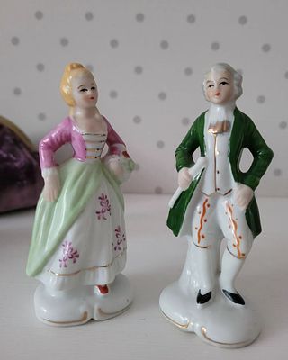 Парные фарфоровые статуэтки. Пара фарфоровых статуэток, Германия 
Все целенькие 👌🏻 
Высота ~12 см