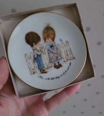 Тарелка фарфоровая декоративная Англия. Милейшая миниатюрная декоративная тарелка 😊 
Серия 