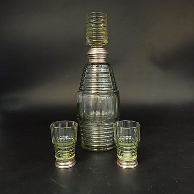 Графин с рюмками хрусталь серебро 800. Винтажный набор из цветного хрусталя с серебром 800 