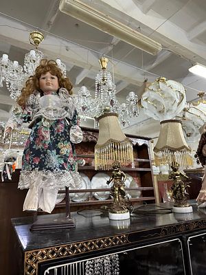 старинная кукла