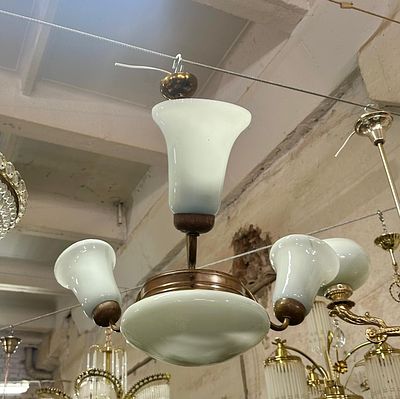 Старинная антикварная люстра в абсолютно аутентичном состоянии( поменяли только проводку). 