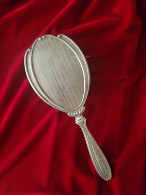 Щётка для одежды серебро . Большая старинная одежная щетка 🪮 
Серебро 800 пробы, клейма 👌🏻 