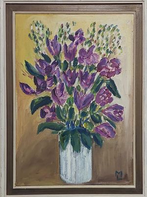 אמן לא מזוהה כנראה ציור של מיליה לאופר - פרחים בכד. שמן על קרטון 50X35 חתום .