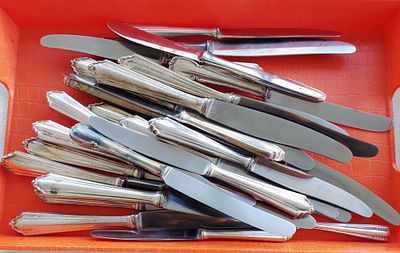 סכינים מכסף משקל 2300. ברוטו גרם.חתום 800