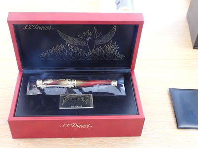 עט נובע M NIB. א - 16.5 ס"מ, עט נובע M NIB, עט נובע PHOENIX RENAISSANCE 241035, S.T. DUPONT 