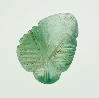 אבן אמרלד קולומביאני מלוטשת ומגולפת כעלה , 3.2 קראט , טבעית מספת באחריות מלאה