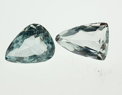 לוט 2 אבני אקוומרין מלוטשטת , 6.5 קראט , סופר AAA ,שקופות לחלוטין ומדהימות ביופיהן 