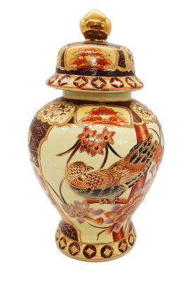 כד פורצלן סטסומה סיני כנראה שושלת קינג , עבודות ציורי יד בהזהבה ובלט , גובה 27 