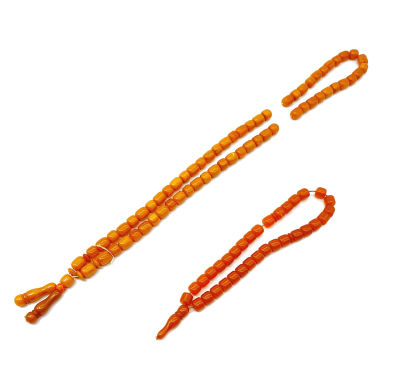 לוט 2 שרשראות בקלית , אחת מסבחה והשניה מחוברת משתי מסבחות ,משקל 168 גרם