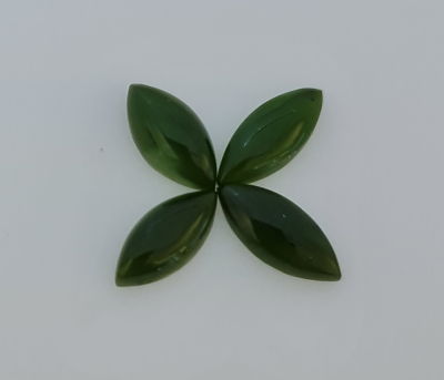 לוט 4 אבני ג'ייד מלוטשות, 13 קראט, טבעיות מהכספת באחריות מלאה