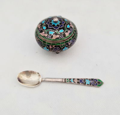 כלי עבודת אמייל על כסף עם כפית , גובה 4