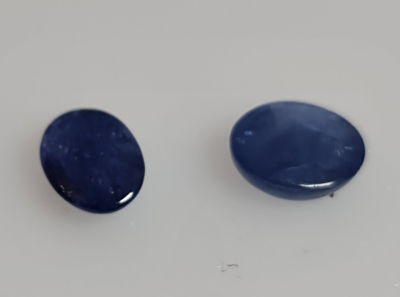 שתי אבני ספיר נחלים מלוטשות, 2.4 קראט, טבעיות מהכספת באחריות מלאה