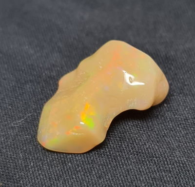 אבן אופל אתיופי נדירה, 7 קראט, טבעית מהכספת באחריות מלאה