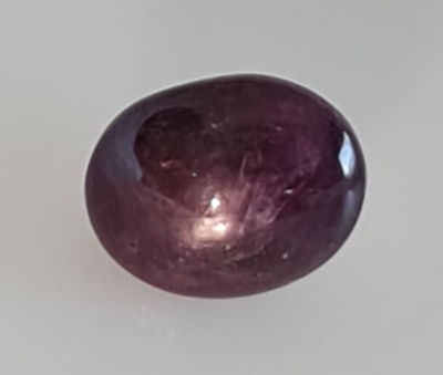 אבן רובי סטאר אפריקאית מלוטשת, 9 קראט, טבעית מהכספת באחריות מלאה