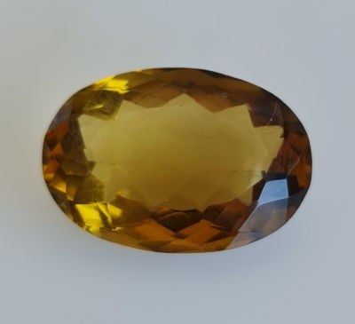 אבן סיטרין מלוטשת, 24.5 קראט, סופר AAA, יפהפיה, צבע בגוון דבש, ליטוש גרמני משנות 