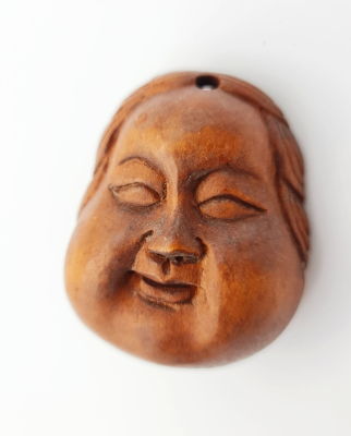 נצוקי עץ ישן ונדיר, דו-צדדי, צד אחד צוחק וצד שני עצוב, חתום ע"י האומן, 4.5 