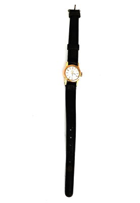 שעון וינט'ג לאישה OMEGA , קוטר 17 כולל הכתר , לא נראה עובד, רצועה לא מקורית