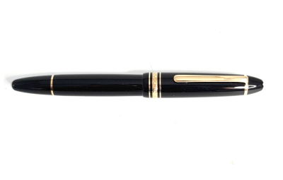 עט נובע MONTBLANC MEISTERSTUCK 146 ציפורן זהב 14 קראט
