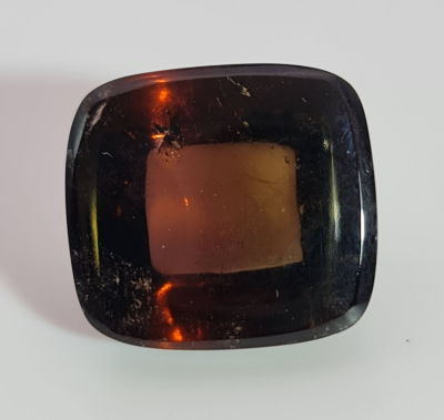 אבן סמוקי טופז מלוטשת סופר AAA ++, יפהפיה, 24.3 קראט, טבעית מהכספת באחריות מלאה 