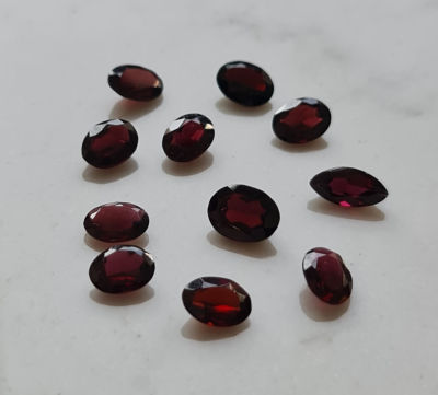 לוט 11 אבני טורמלין אדום מלוטשות, 16.8 קראט, טבעיות מהכספת באחריות מלאה