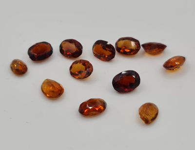 לוט 14 אבני סיטרין ריו גרנאדה מלוטשות, 9.5 קראט, מדהימות ביופיין, טבעיות מהכספת באחריות מלאה