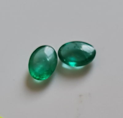 זוג אבני אמרלד מלוטשות, 1.4 קראט, שקופות ויפהפיות, טבעית מהכספת באחריות מלאה