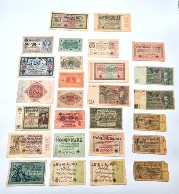 לוט 27 שטרות גרמנים חלקם הגדול במצב מינט בתוספת 6 שטרות מקפריסין