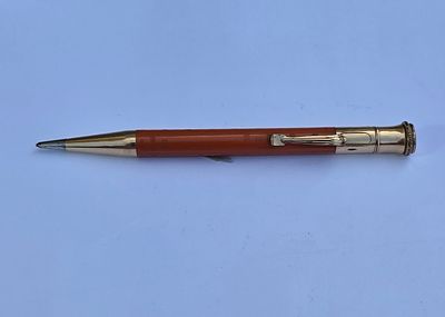 עפרון WAHL EVERSHARP MILITARY CLIP , צבע נדיר ביותר CARDINAL RED (כתום), אורך 13.3 
