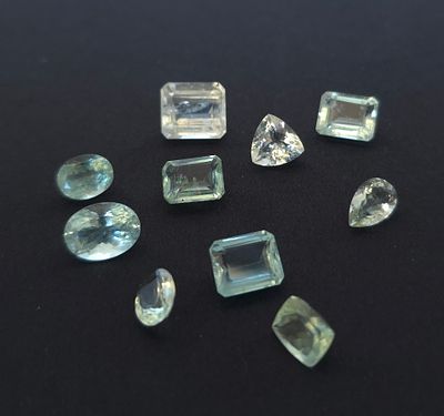 לוט 10 אבני אקווה מארין מלוטשות סופר AAA+++, משקל 20 קראט, שקופות ונוצצות, הוצאו 