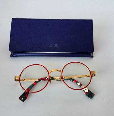 משקפי ראיה FENDI, דגם 0091, מגיעות בקופסה מקורית, כולל כרטיס, מותג איטלקי איכותי 