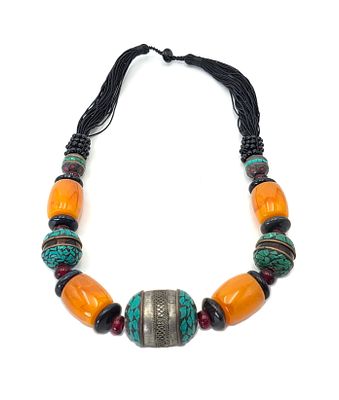 ענק צוואר טיבטי מענבר וחלקים טיבטיים שונים, אורך במצב פתוח 62