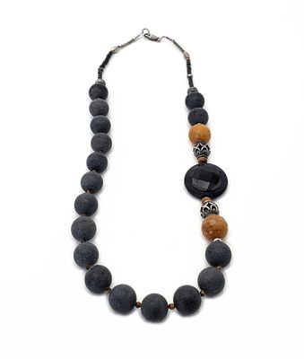 ענק צוואר עשוי מאוניקס, ג'ספר צהוב וכסף, אורך במצב פתוח 74