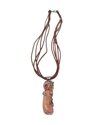 ענק צוואר משולב תליון קורל , כסף ואבני חן , עבודת אמן יפיפיה , אורך התליון 6.5 