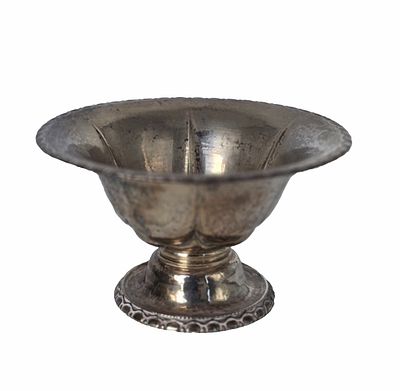 גביע כסף חתום 800, משקל 224 גרם, עבודה מיוחדת במינה, גובה 10, קוטר 17