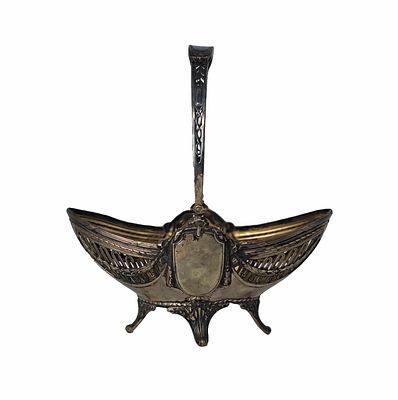 סלסלה אירופאית לסוכריות, עשויה כסף וחתומה 800, עתיקה ויפה, משקל 141 גרם, גובה 20 