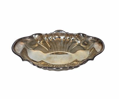 קערת פירות גדולה ומרשימה מכסף (לא מצאנו תתימה אבל הכסף נבדק)36.5X23X8 , משקל 673 